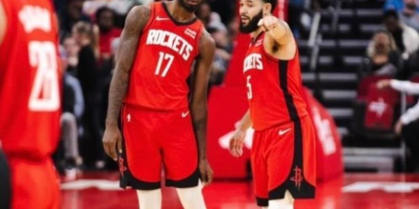 送走首发2将，火箭队外线深度不降反升？进攻水准+三分投篮皆进化