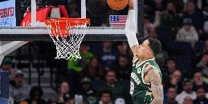 难挽败局！库兹马17中8拿下25分6板 首节独得14分