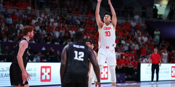 开云注册入口-媒体人：王俊杰这种前锋在NBA不是稀缺品 选秀难度比杨瀚森大得多