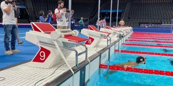 开云注册入口-探营拉德芳斯体育馆 高科技助力提升游泳观赛感